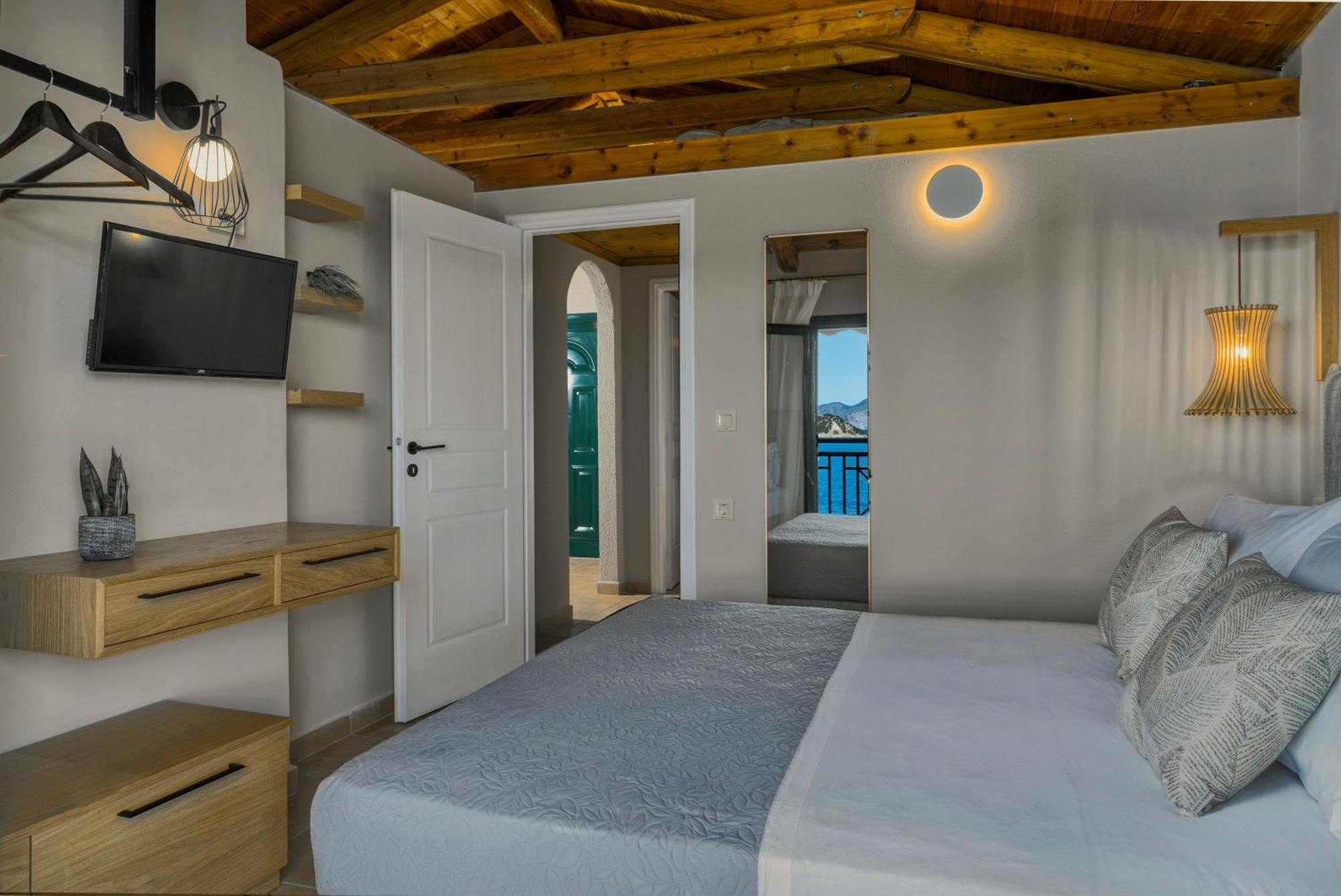 Anatoli Apartments - Tranquil Location & Stunning Views, By Zantewize Marathiás Habitación foto